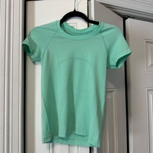 Lululemon swiftly tech, race length size 6